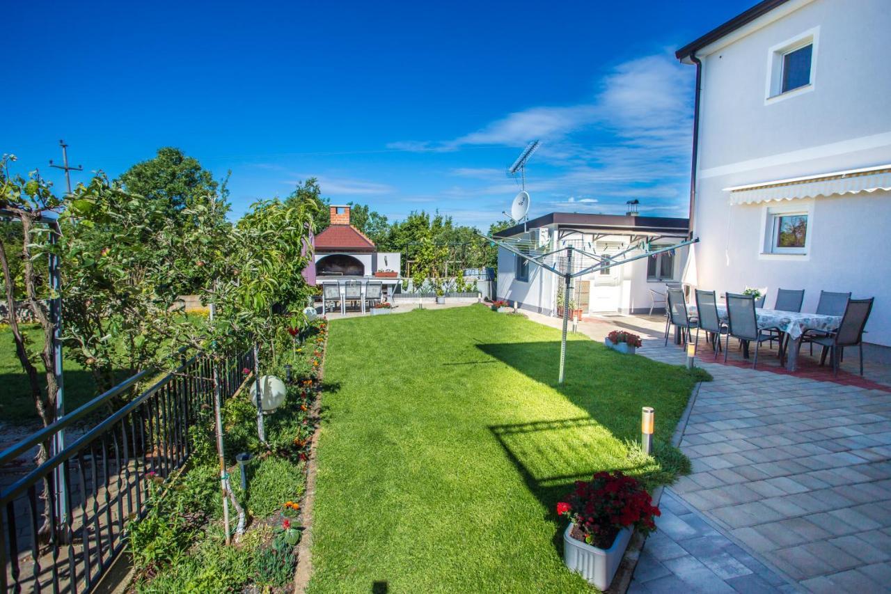 App Rosi Apartment Porec Exterior photo