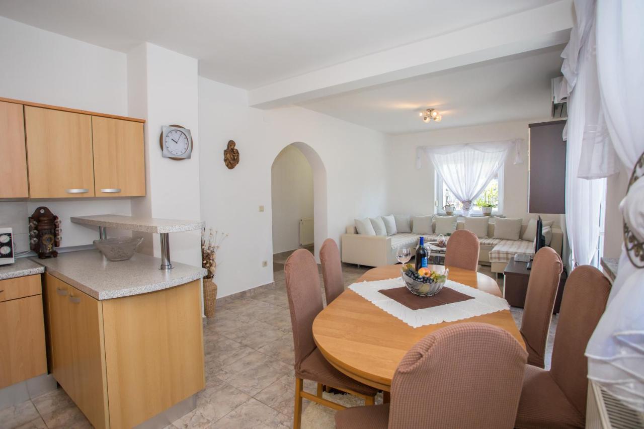 App Rosi Apartment Porec Exterior photo